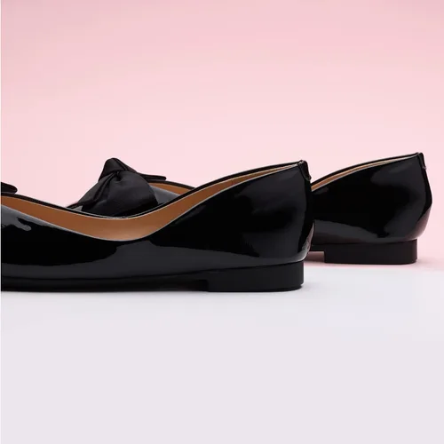 Vista 5 de C.Paravano Zapatos de Ballet para Mujer Zapatos Planos con Punta Cuadrada Zapatos Mary Jane Zapatos de Diseño para Mujer Negro Nueva Patente