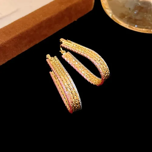 Vista 7 de Aretes de aro de oro de moda para mujer, aretes de aro hipoalergénicos, aretes de oro de moda para mujer, aretes de aro de oro perfectos, idea