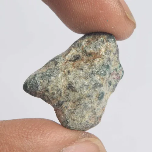 Vista 3 de Fuchsita esmeralda verde, 25.50 quilates, cristales curativos en bruto certificados naturales, piedras preciosas verdes esmeralda para joyas, Piedra