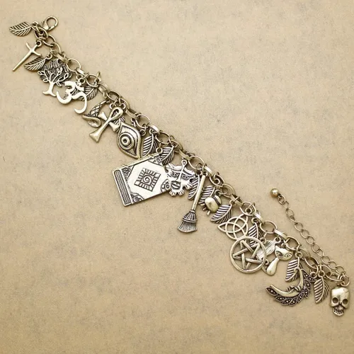 Vista 2 de RechicGu Mythology - Pulsera de cuento de hadas con dije de la suerte, diseño de gato celta con hoja de cruz y luna