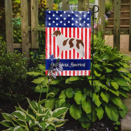 Vista 2 de Caroline's Treasures BB8415GF AIDI Bandera de jardín estadounidense con diseño de perro de montaña del Atlas, bandera decorativa para patio