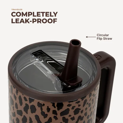 Vista 2 de HydroJug Traveler - Vaso térmico con asa y pajita, 40 onzas, leopardo marrón