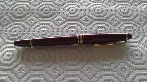 Vista 2 de Montblanc Meisterstuck Burdeos Bolígrafo 164