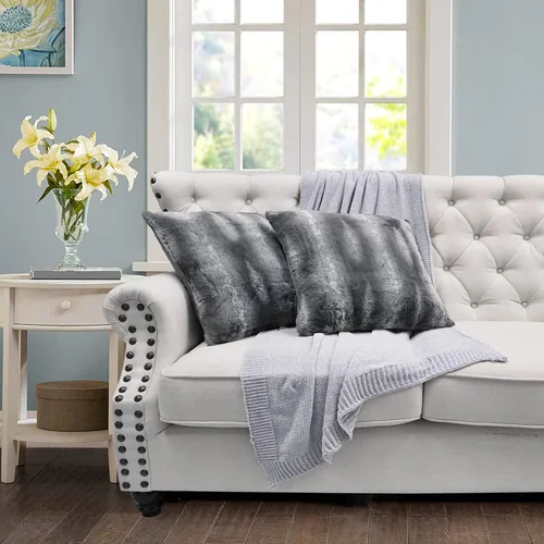 Vista 2 de Home Soft Things Tip Printing - Juego de 2 fundas de almohada de piel sintética ligera de 20 x 20 pulgadas, color gris Arusha, fundas de almohada