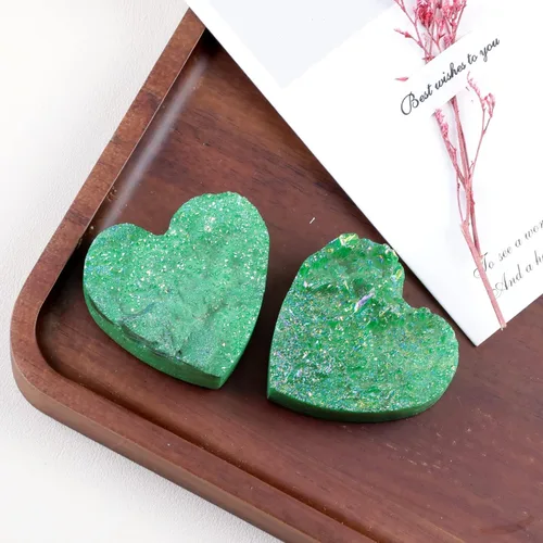 Vista 2 de Love Heart Angel Aura Rock - Racimo de cristal de mano, muestra mineral de reiki, cristales curativos de reiki, decoración de piedra para oficina