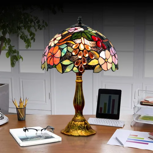 Vista 5 de Lámpara de mesita de noche Tiffany lámpara de mesa para sala de estar, vitral, rosa uva, pantalla hecha a mano, interruptor de encendido y apagado
