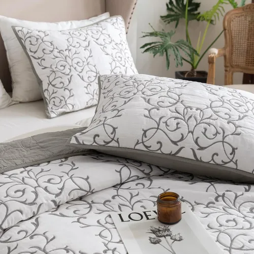 Vista 125 de Mixinni - Juego de colcha reversible de 2 piezas, tamaño individual, color beige, con patrón bordado elegante, juego de edredón y funda de almohada