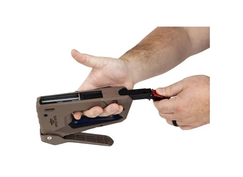 Vista 7 de Spec Ops Tools Pistola de grapas de alta resistencia, grapas de 1/4" - 9/16", clavos de 18-calibre, esfuerzo reducido