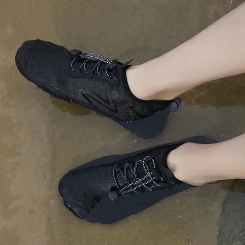 Vista 6 de Whatseaso Zapatos acuáticos para mujeres y hombres, de secado rápido, zapatos descalzos para buceo, natación, surf, aqua, caminar, playa, yoga