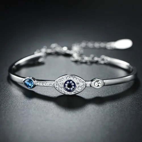 Vista 4 de Barzel Pulsera de cristal de mal de ojo chapado en oro blanco y oro de 18 quilates