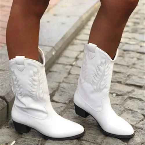 Vista 2 de Hbeylia Botas vaqueras occidentales para mujer, de cuero vintage, punta redonda, tacón medio, ancho, de media pantorrilla, botas vaqueras retro sin