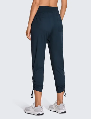 Vista 2 de CRZ YOGA Pantalones casuales de 78 para mujer de 27 pulgadas, ligeros, para entrenamiento, al aire libre, pista atlética, viajes, descanso