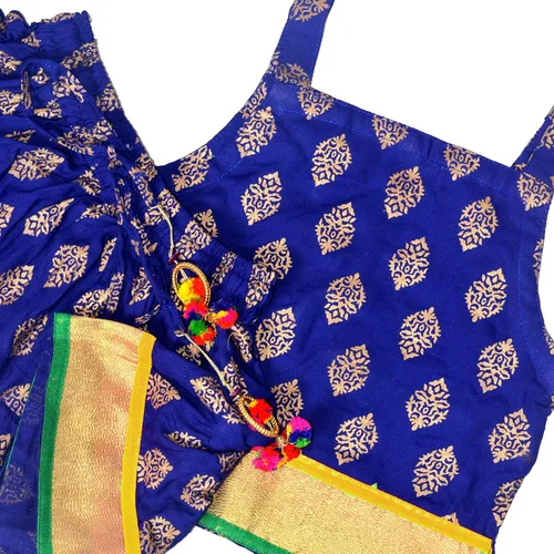 Vista 7 de Chandrakala Lehenga Choli - Conjunto de ropa étnica tradicional india listo para usar Pattu Pavadai KL104