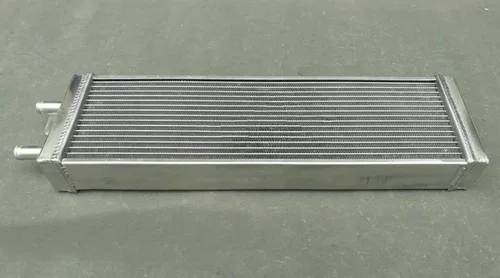 Vista 3 de Intercooler de aire a agua intercambiador de calor líquido de aluminio universal y ventiladores