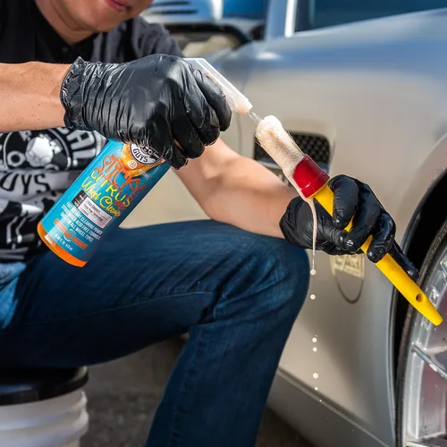 Vista 5 de Chemical Guys CLD10516 Gel limpiador de ruedas cítrico pegajoso, (seguro para todos los tipos de ruedas), funciona en automóviles, camiones, SUV