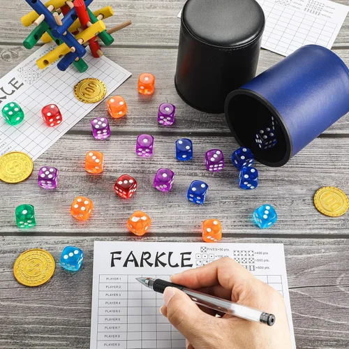 Vista 5 de Zhanmai Juego de 6 vasos de dados para juego Farkle, taza de piel sintética con 36 dados coloridos, juego de 6 tarjetas de puntuación Farkle