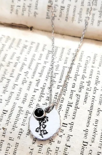 Vista 39 de Birth Month Flower and Birthstone Necklace