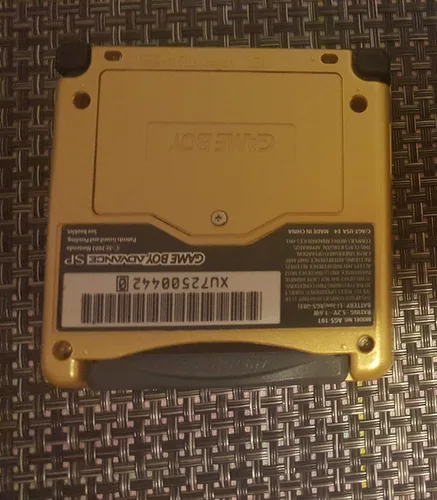 Vista 3 de Game Boy Advance SP- Gold