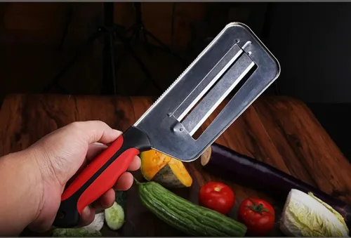 Vista 3 de Cortador de verduras Doble 2 rebanadas Cuchilla de corte Cuchillo de escamas de pescado Cuchillos limpiador de escamas de col Pepino Zanahoria