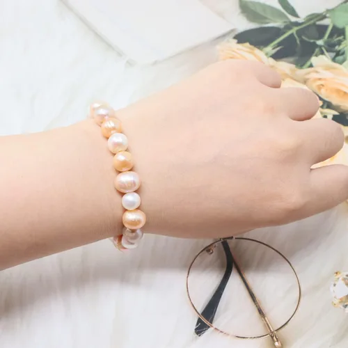 Vista 5 de Honbay Pulsera elástica simple con perlas de agua dulce para niñas y mujeres