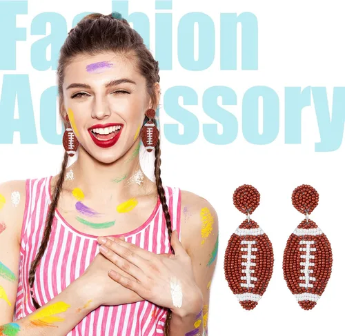 Vista 3 de 4 pares de aretes de fútbol con cuentas, balón de fútbol, baloncesto, fútbol, béisbol, deportes, aretes colgantes para mujeres, juego deportivo