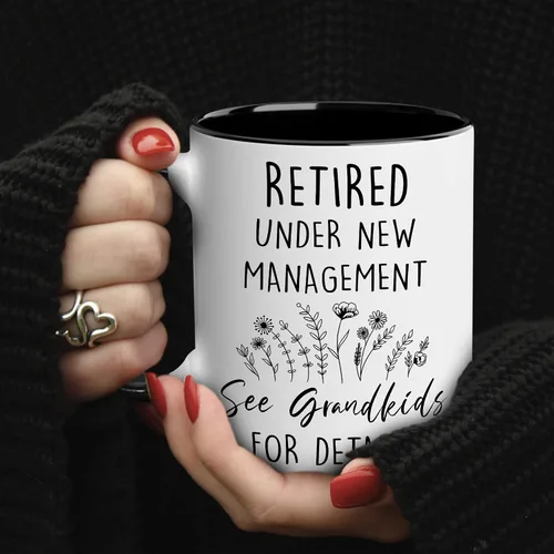 Vista 5 de WHIDOBE Regalos de jubilación para mujeres, regalos de jubilación para abuela, mujer, mamá, compañera de trabajo, taza jubilada bajo nueva gestión