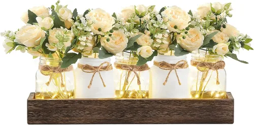 Vista 11 de Mkono Luces de Frasco Mason Centro de Mesa Decoración de Mesa para Comedor Bandeja de Madera Estilo Granja con 3 Frascos Flores Piezas Centrales