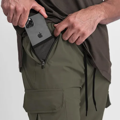 Vista 2 de DIOTSR Pantalones deportivos ligeros para hombre, pantalones deportivos tipo cargo para hombre, pantalones de entrenamiento delgados con bolsillos