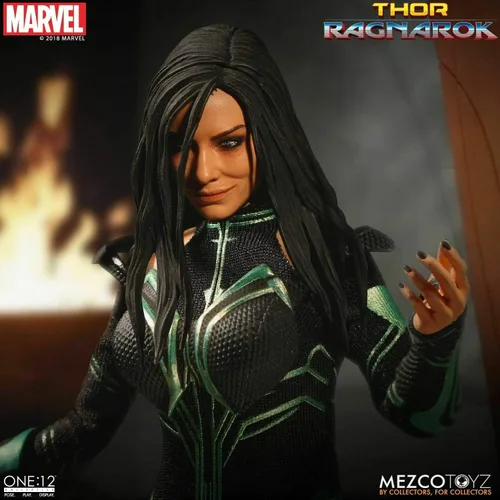Vista 3 de Mezco Toys Uno: 12 Colectivo: Figura de acción Marvel Thor Ragnarok Hela, multicolor, estándar (MAY189820)