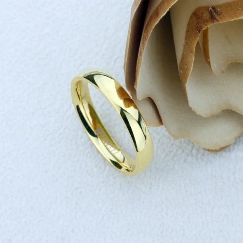 Vista 2 de Anillo de boda de titanio personalizado de ajuste cómodo de 0.157in en tono amarillo