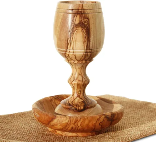 Vista 11 de 10 tazas mini para comunión en un paquete de regalo (aprox. 3.8 cm). Taza Kiddush tallada a mano de madera de olivo - para eventos de la iglesia
