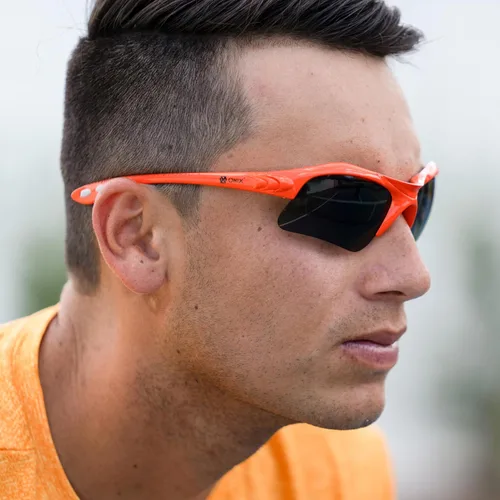 Vista 14 de ONIX Pickleball Falcon Eyewear Sun Protection Non-Slip Nose Piece Modern and Lightweight Secure Design