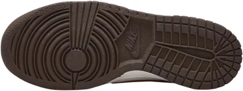 Vista 43 de Nike Kid's Dunk Low Sneaker