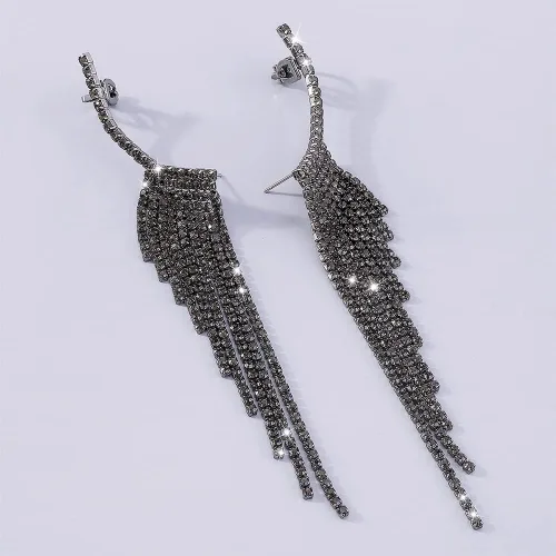Vista 2 de Jumwrit Aretes de borla de diamantes de imitación para mujeres y niñas (negro)