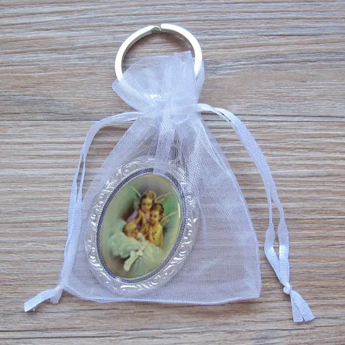 Vista 3 de Llavero de bautismo giratorio personalizado (12 piezas) – Llavero de metal grabado de ángel de la guarda para bautizo/bautizo, regalo personalizado