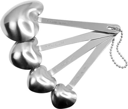 Vista 2 de R&M International 2631 Cucharas medidoras en forma de corazón, acero inoxidable, juego de 4 piezas