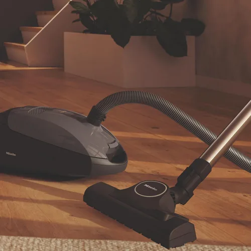 Vista 8 de Miele Classic C1 Pure Suction - Aspiradora de trineo con bolsa, gris grafito - Portátil, para el hogar