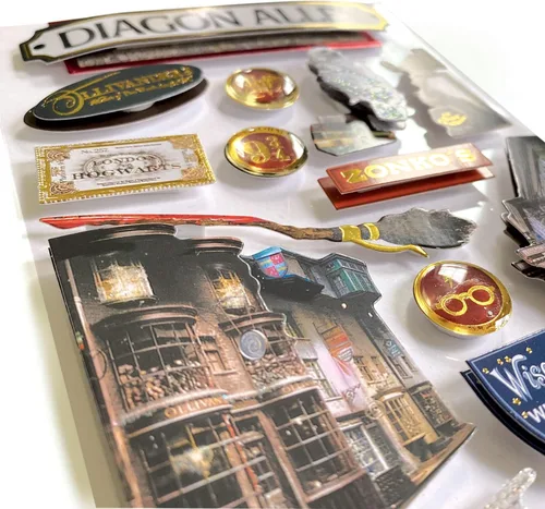 Vista 2 de Paper House Productions Harry Potter - Hoja de calcomanías 3D troqueladas para álbum de recortes - Diagon Alley, paquete de 3
