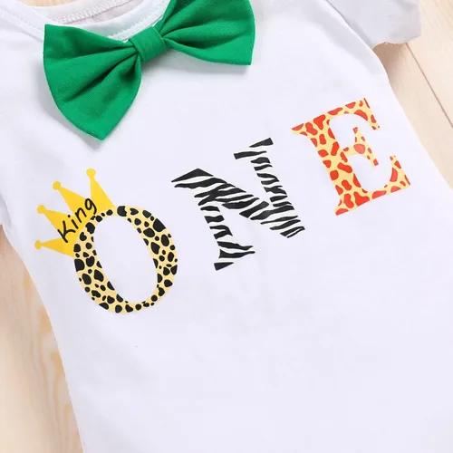 Vista 4 de IMEKIS Traje de 1er cumpleaños para bebés niños con estampado de animales de safari en la selva, mameluco, tirantes, pantalones cortos, sombrero, 4