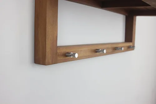 Vista 3 de AquaTeak La estantería plana de pared original de teca Moa de 24" con ganchos