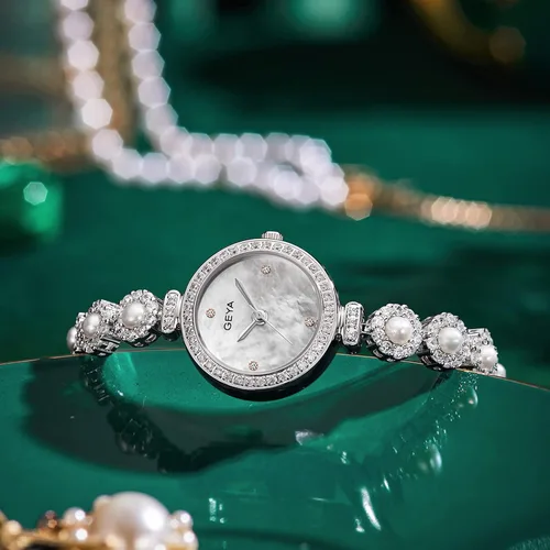Vista 5 de Redhai Women Watches Analog Quartz Watch Mosaic with Diamonds Pearl Bracelet Dress Watch for Female Waterproof Wristwatch with Rhinestones Bracelet