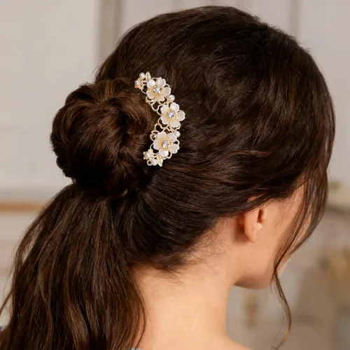 Vista 2 de 2 pinzas para el pelo de flores de perlas para mujer, horquilla francesa en forma de U, moño de metal dorado, clips para el pelo de flores