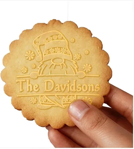 Vista 12 de Sello de galletas de Navidad personalizable 2025 con nombre de familia, sorpresa navideña para entusiastas de la repostería (diseño A)