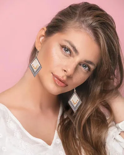 Vista 6 de Aretes colgantes bohemios plateados y dorados para mujer, a la moda, hechos a mano, vintage, delicados, lindos aretes largos de verano, accesorios