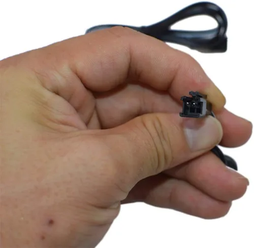 Vista 5 de Blomiky Paquete de 2 baterías recargables AAA de 3.6 V 700 mAh con conector SM-2P enchufe y cable USB para coches de parachoques de batalla RC C143