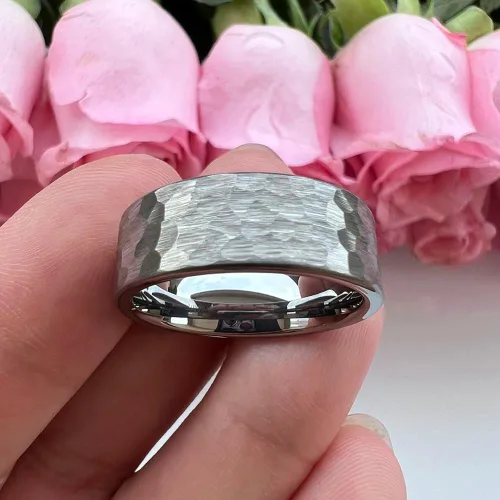 Vista 4 de TUTISS Anillos de tungsteno martillado de 0.236 in y 0.315 in para hombres y mujeres, alianzas de boda de compromiso de moda, corte tubo, acabado