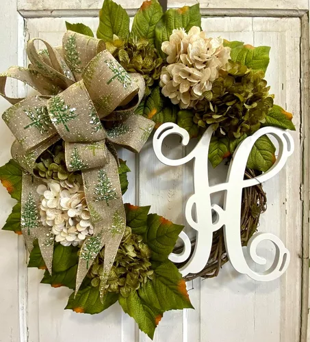 Vista 7 de Hortensia - Corona de puerta delantera con monograma inicial con lazo y crema y hortensias verdes musgo sobre base de vid, hecha a mano