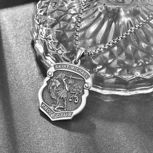 Vista 3 de PRAYMOS Collar de plata de ley 925 con cruz para mujeres y hombres, Crucifijo Santo, joyería religiosa de San Cristiano, regalos de confirmación