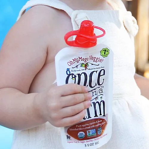 Vista 4 de ChooMee SoftSip - Bolsa superior para alimentos Destete LED para bebés, válvula de control de flujo sin derrames, protege la boca de los niños