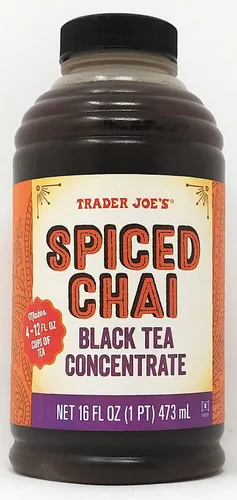 Vista 4 de Trader Joe's Concentrado de té negro Chai con especias de 16 onzas líquidas, paquete de 2, concentrado